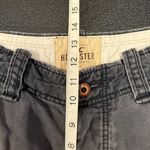 Hollister Mens Cargo Shorts Size 30 Charcoal Gray Grunge Outdoor Y2K Utility - Picture 4 of 9